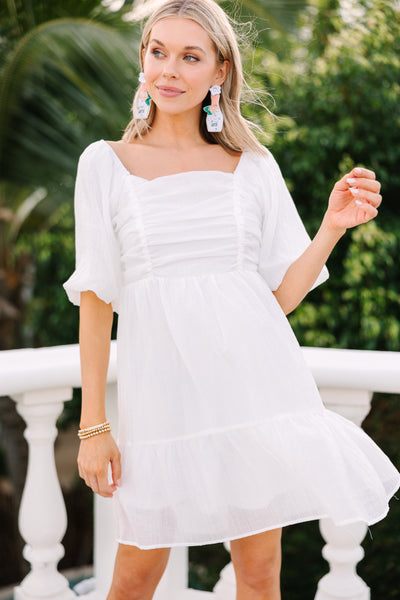 white dress boutique